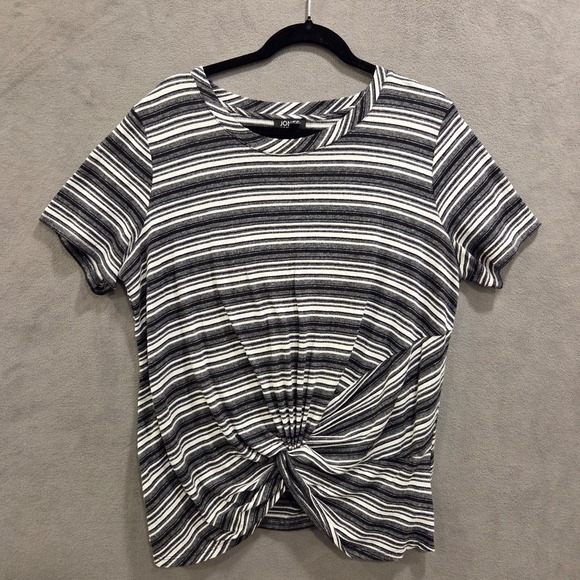 Jones New York Tops - Jones New York Front Twist T Shirt Women's Size XL Striped Top Casual Comfy